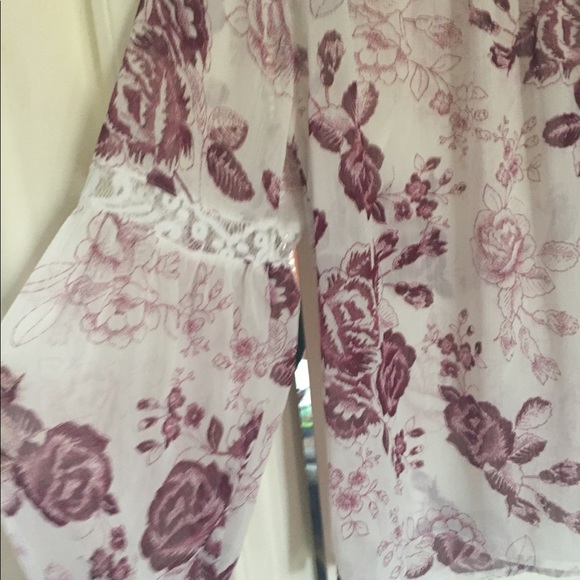 NWOT torrid flower peasant lace blouse - Picture 8 of 14